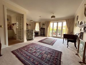 14 Motcombe Grange_Sitting Room (1)- click for photo gallery